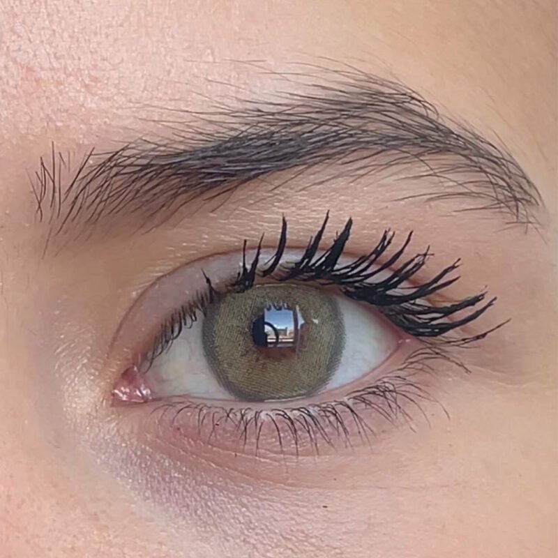 İconic Beauty Amazon Lens